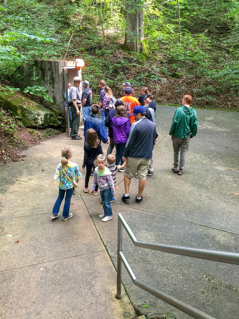 best mammoth cave tour for families